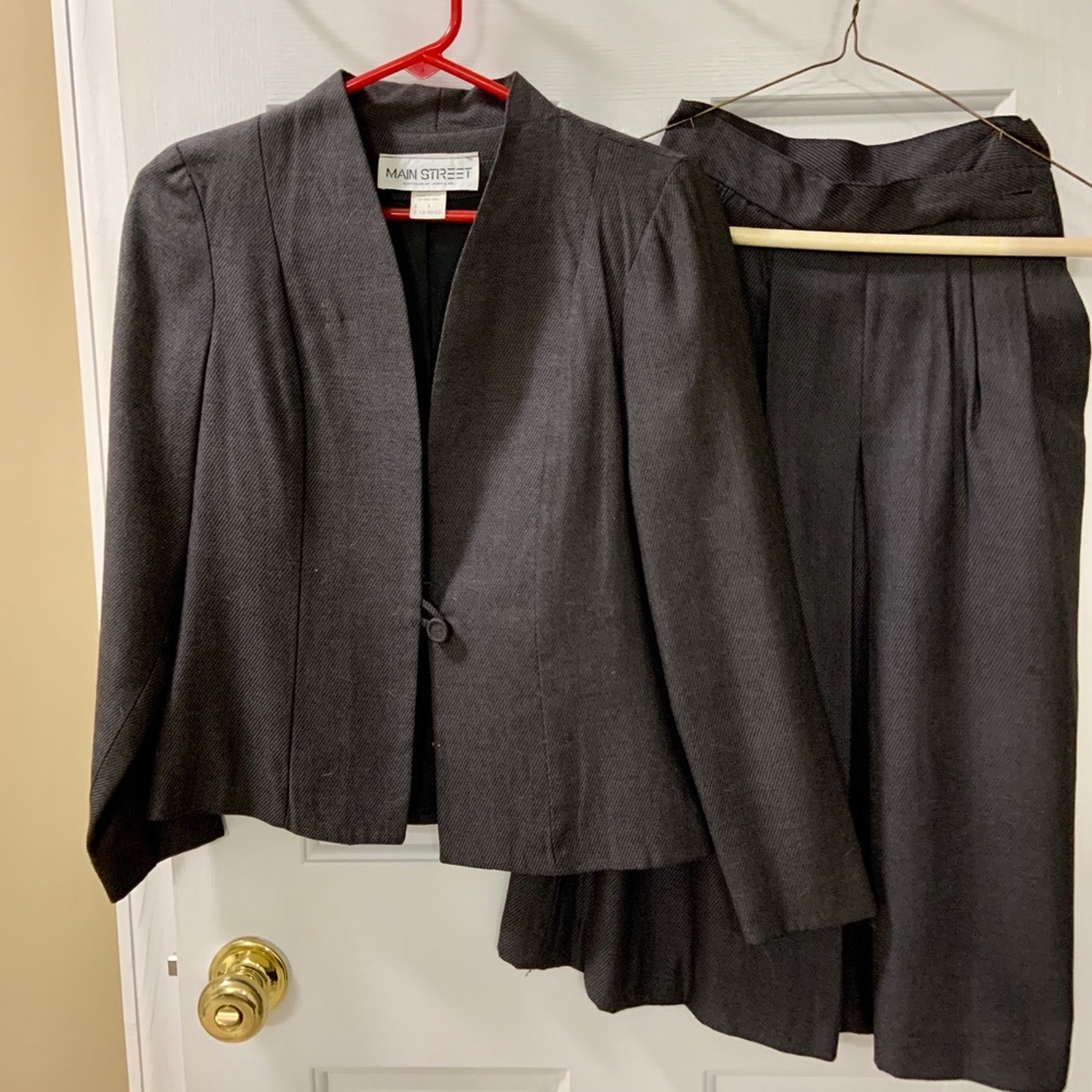 Main Street Skirt set